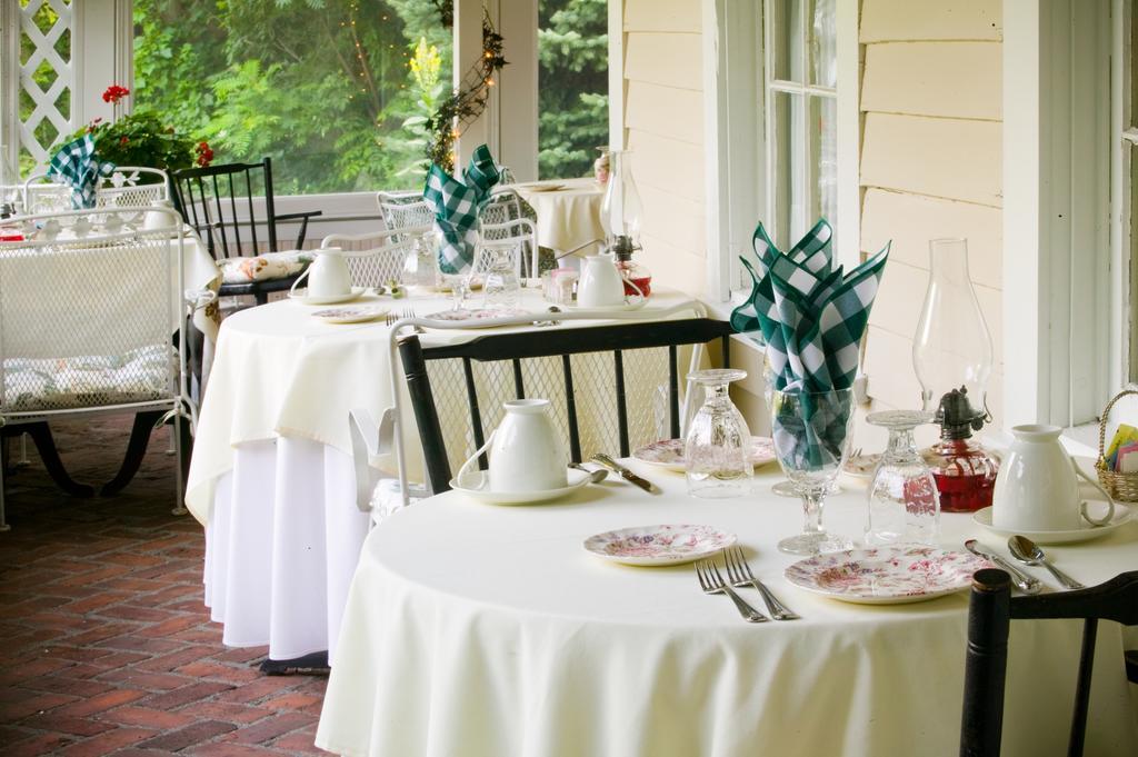 Stockbridge Country Inn (Adults Only) Exteriör bild